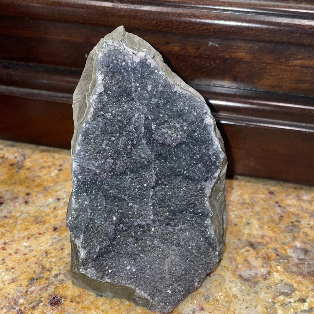 Druzy Black Amethyst Cut Base
